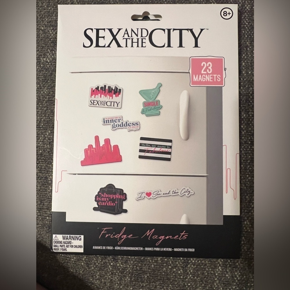 NWT Sex and The City Fridge Magnets